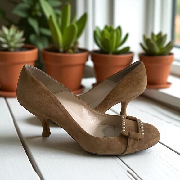 LK BENNETT Tan Suede Kitten Loafers Heels Size US 8 / 38 - Picture 1 of 9